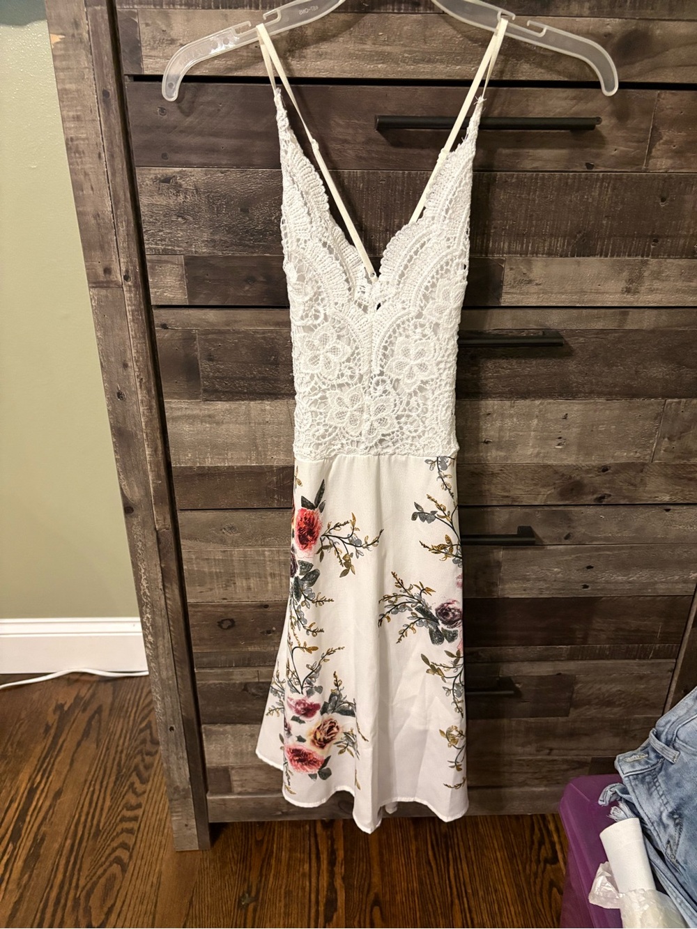 ROMWE White Lace Bodice Floral Dress